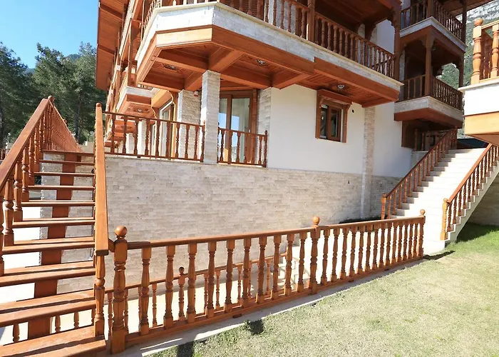 Shimal Hotel 5*