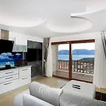 فندق شيمال ريزيدنس فندق 5*